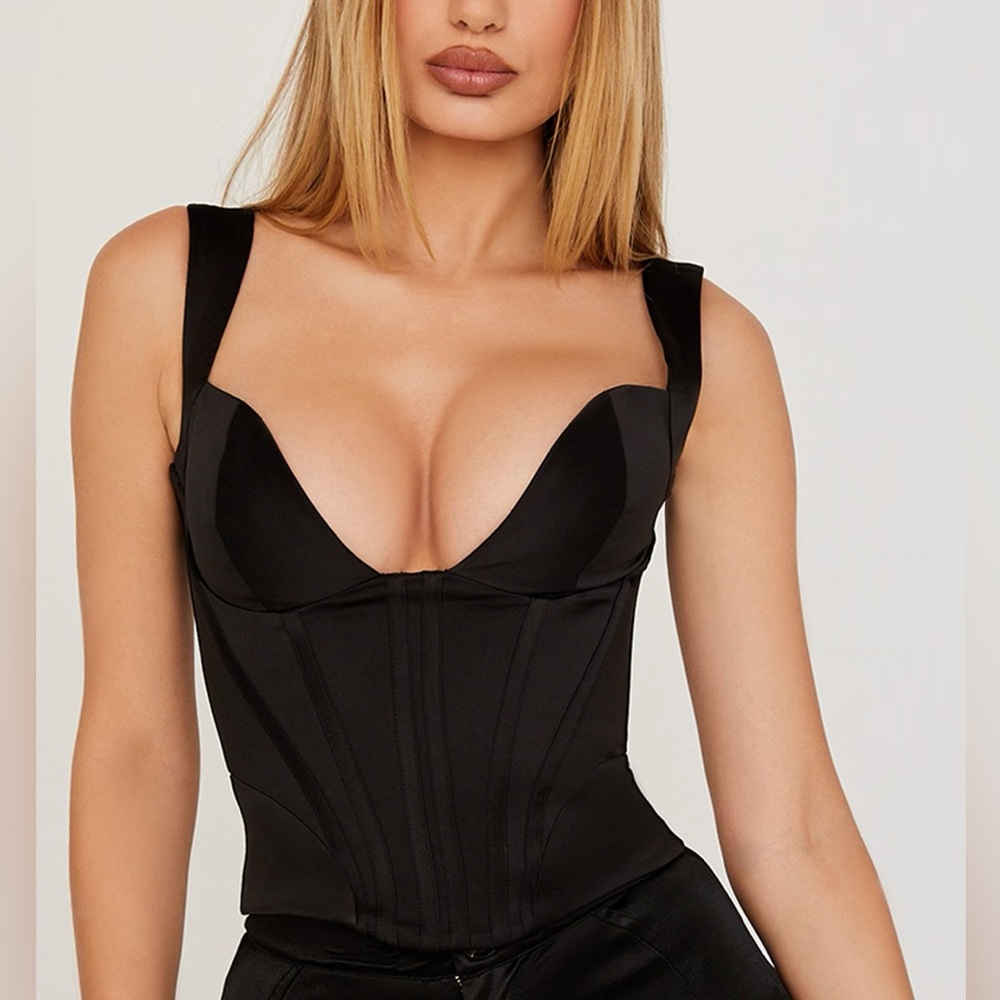 NWT House of CB “Liberty” Corset Top in Black, M